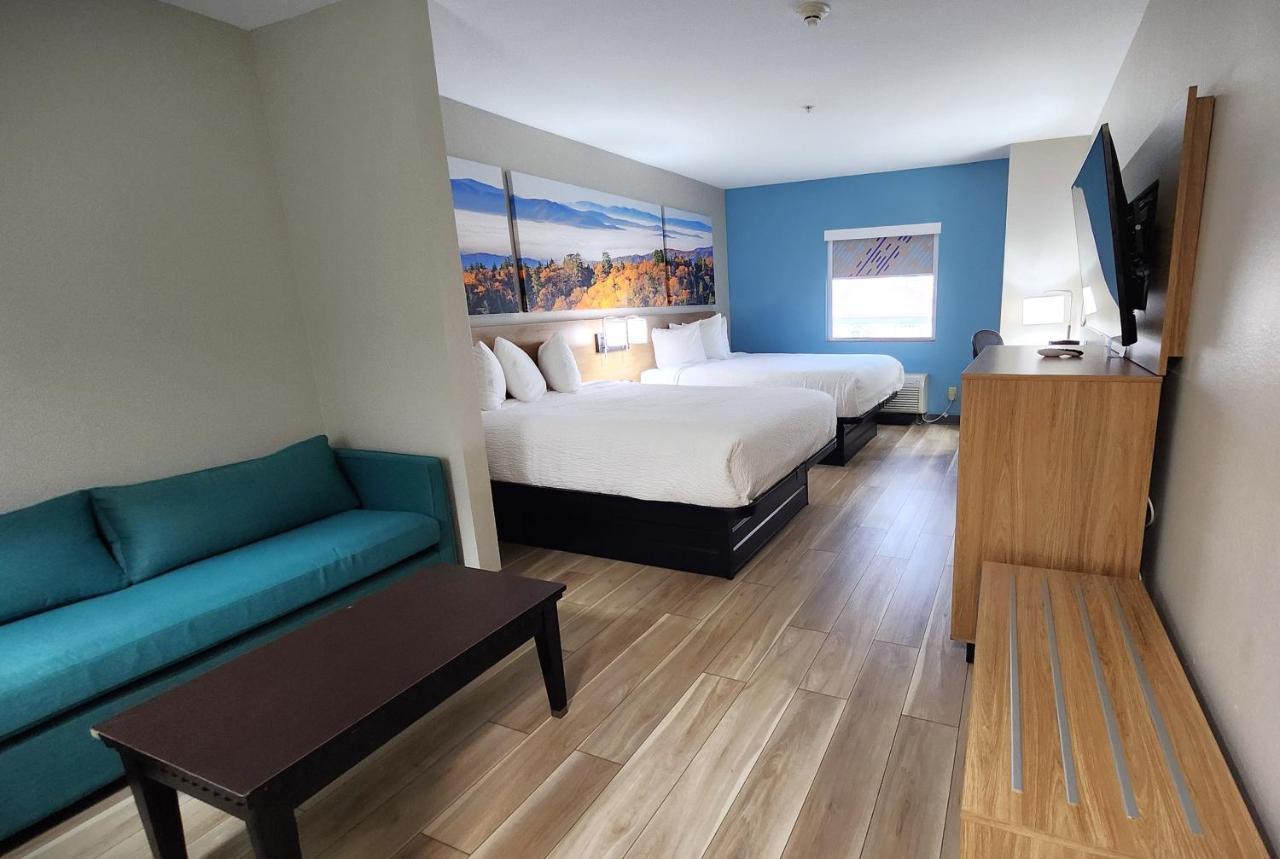 Days Inn & Suites By Wyndham Russellville Exteriör bild