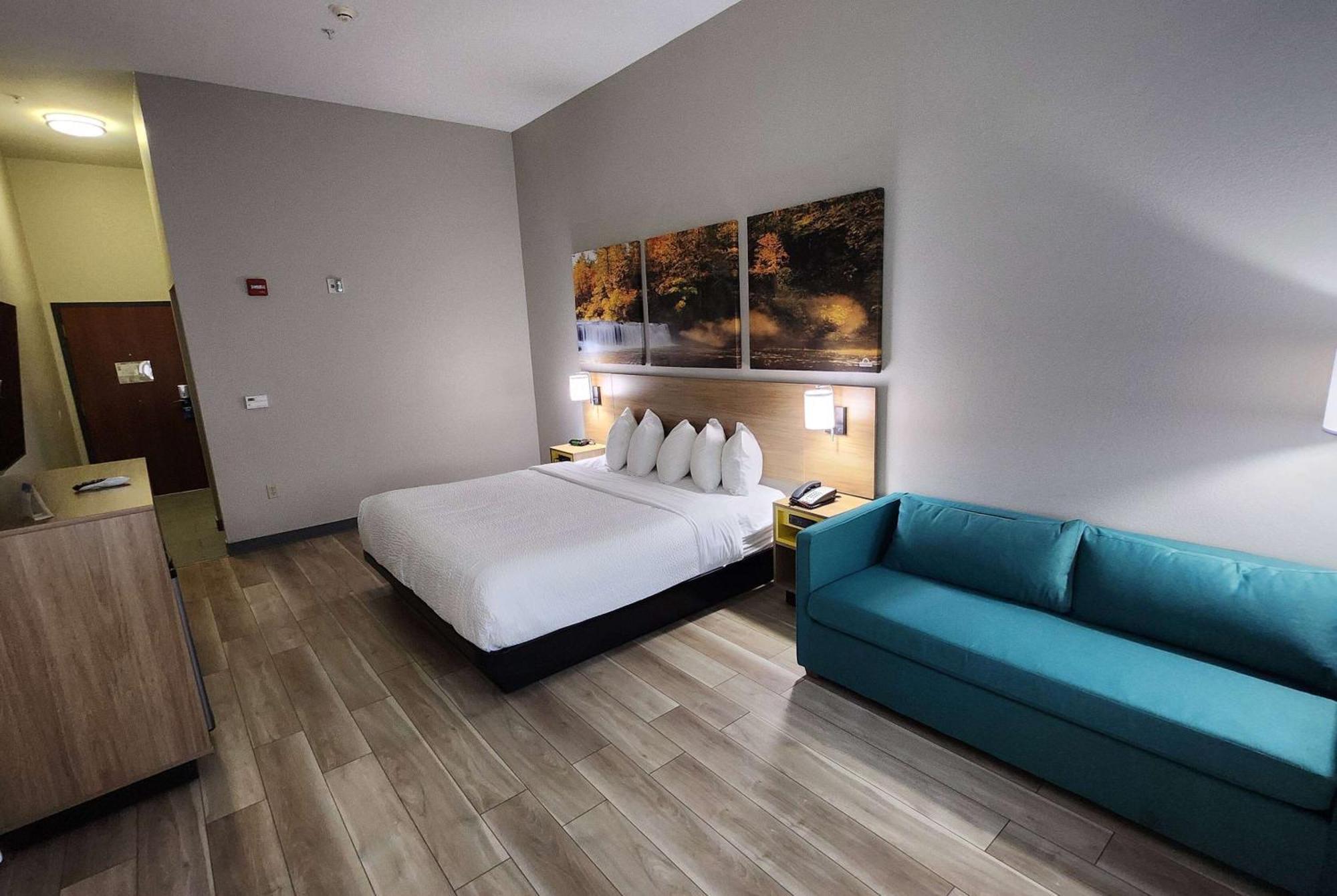 Days Inn & Suites By Wyndham Russellville Exteriör bild